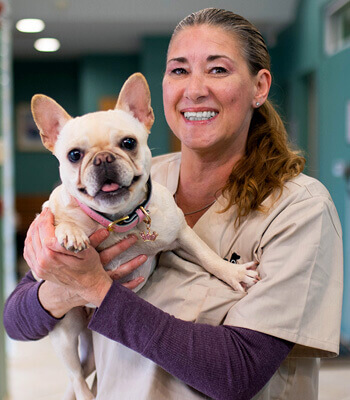 Donna, Veterinary Assistant